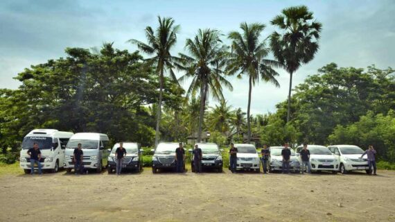 Desa Sukarara Lombok Pusat Pengerajin Kain Tenun